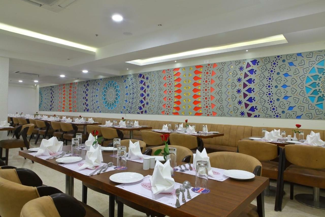 Incredible One Hotel Secundurabad Buitenkant foto